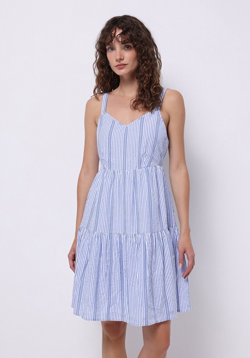 Imagine a Rochie Albastră Pentru Femei Regular Fit