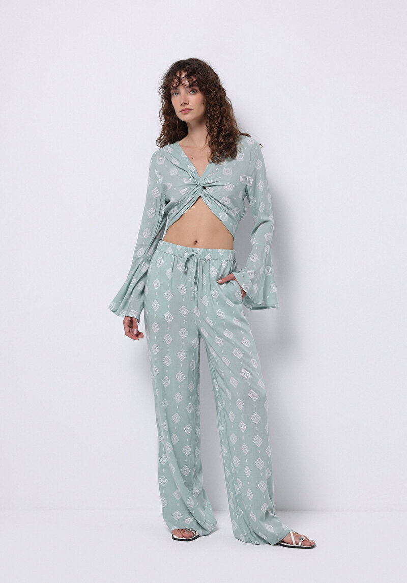 Imagine a Regular Fit Talie Ascendentă Picior Larg Pantaloni Verzi Pentru Femei