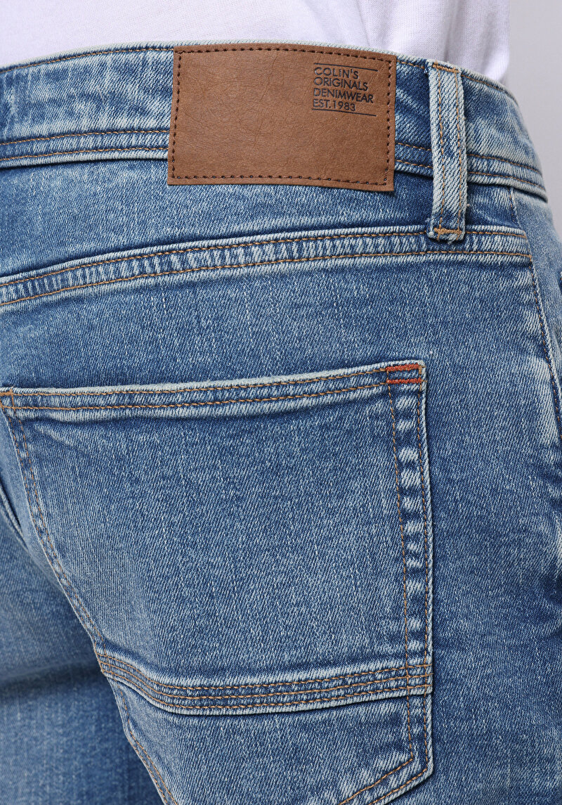 Afișați detalii pentru Short / Pantaloni Scurti De Barbati Denim Straight Fit  Cl1074439