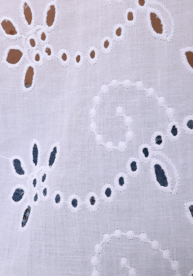 Afișați detalii pentru Cămașă Regular Fit Gât Brodat Cămașă Albă Cu Mânecă Lungă Pentru Femei