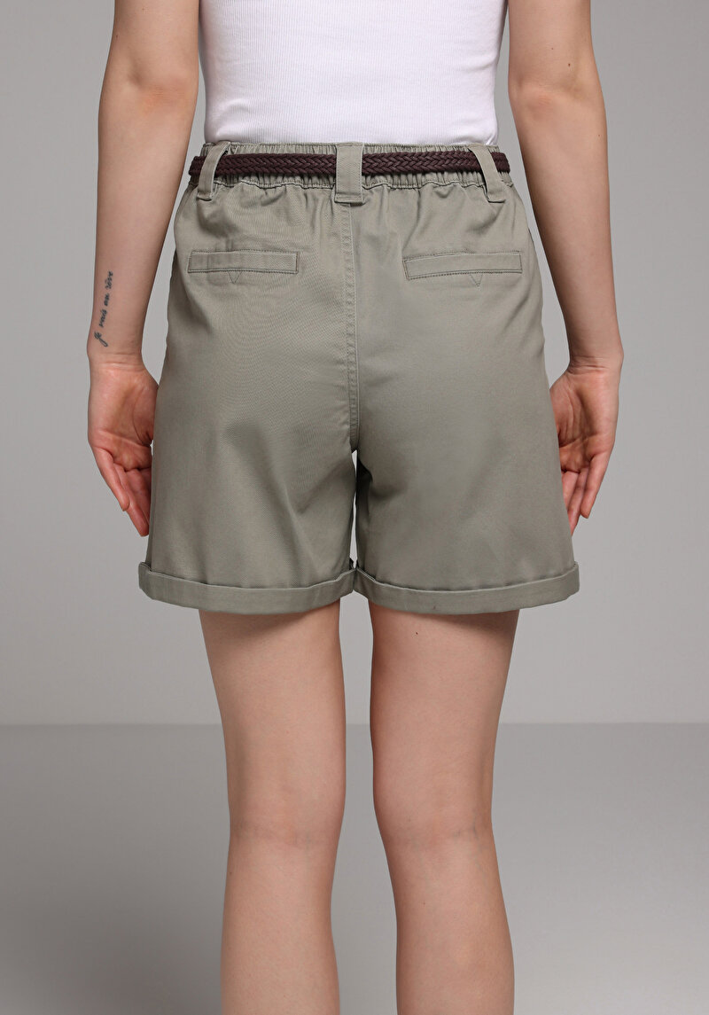 Imagine a Short / Pantaloni Scurti De Dama Kaki Slim Fit  Cl1074658