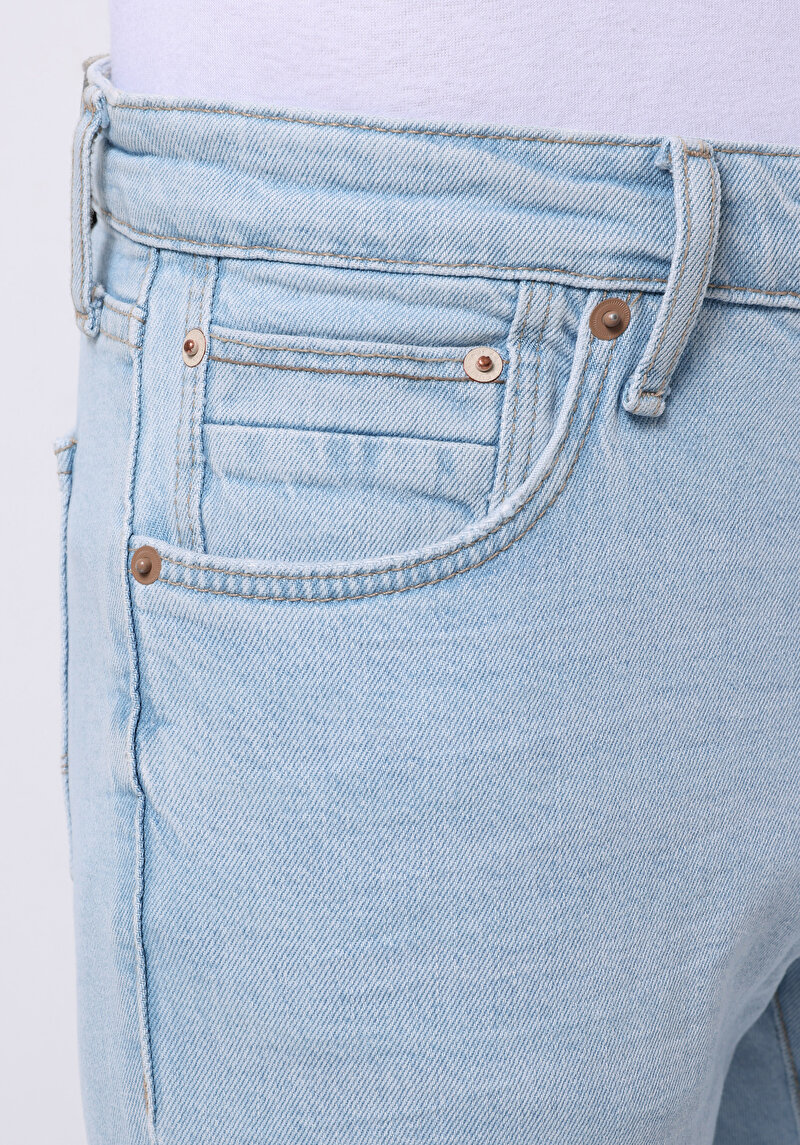 Afișați detalii pentru Blugi Slim Fit Indigo Pentru Bărbați