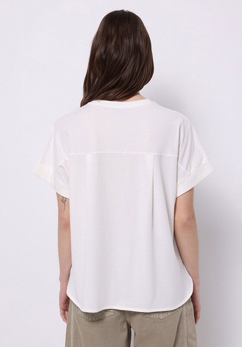 Imagine a Tricou Cu Maneca Scurta De Dama Ecru Regular Fit Cl1074583