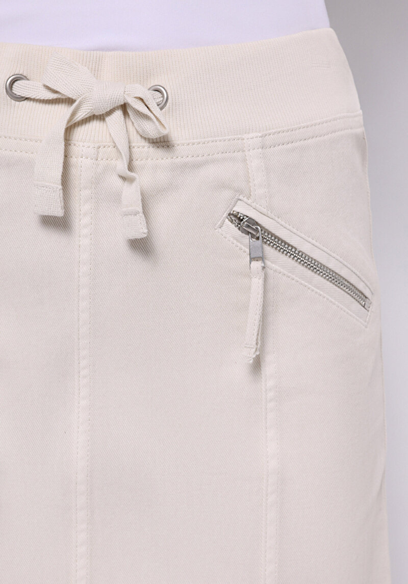 Afișați detalii pentru Mini Fustă Dreaptă Din Dantelă Bej Pentru Femei