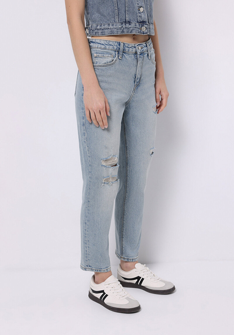 Afișați detalii pentru Mom Fit Rising Waist Shrinking Leg Blugi İndigo Deschiși Pentru Femei