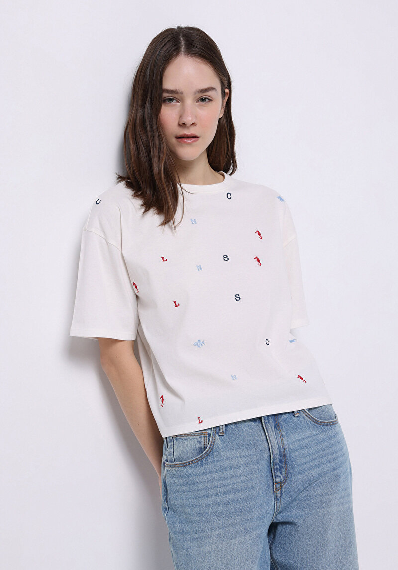 Imagine a Tricou Cu Maneca Scurta De Dama Alb Regular Fit Cl1075038