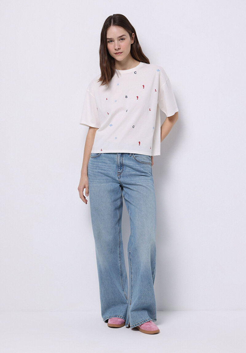 Imagine a Tricou Cu Maneca Scurta De Dama Alb Regular Fit  Cl1075038