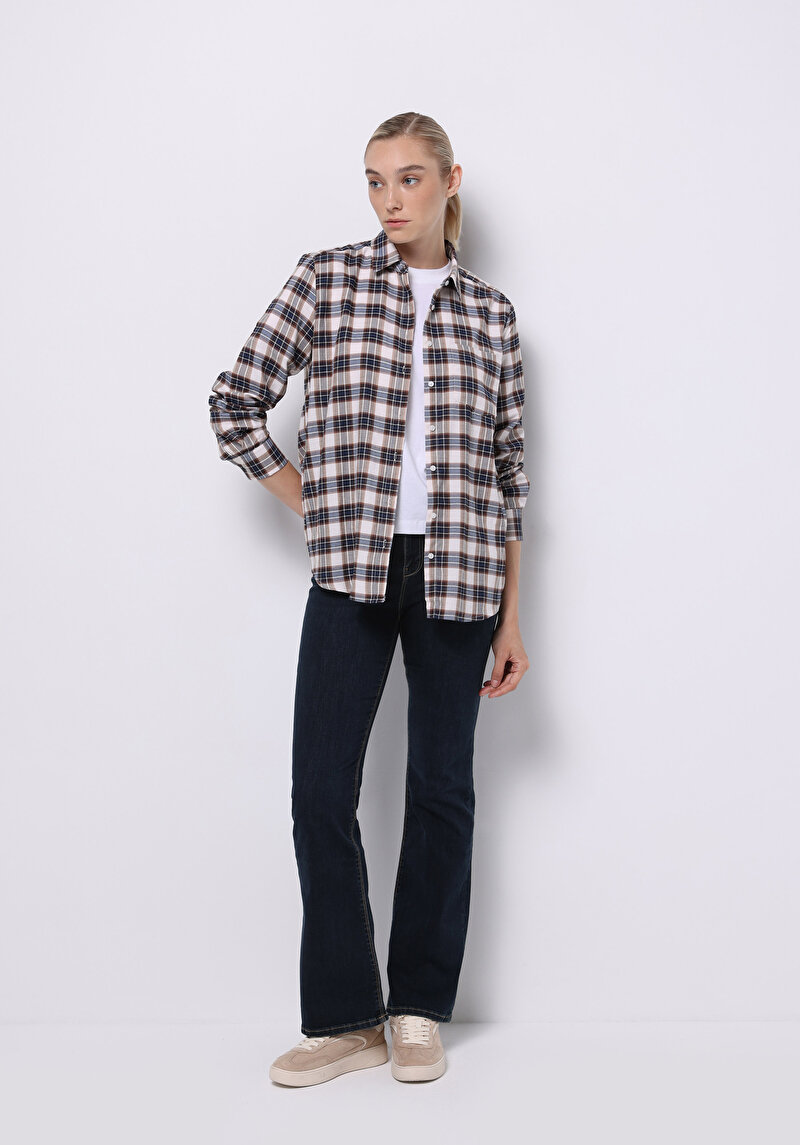 Imagine a Camasa Cu Maneca Lunga De Dama Bej Regular Fit Cl1075567