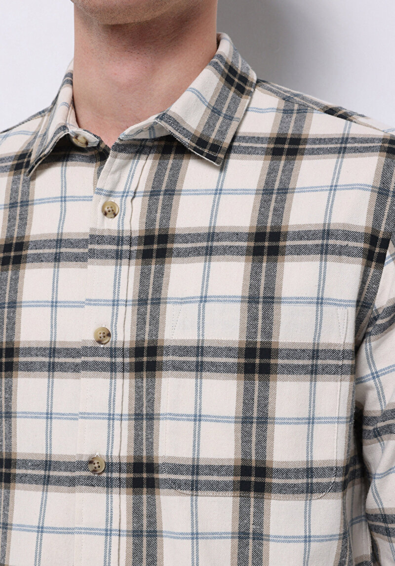 Imagine a Camasa Cu Maneca Lunga De Barbati Ecru Regular Fit Cl1075356