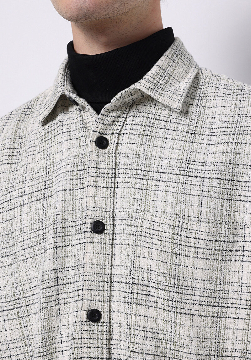 Imagine a Camasa Cu Maneca Lunga De Barbati Ecru Regular Fit Cl1075302