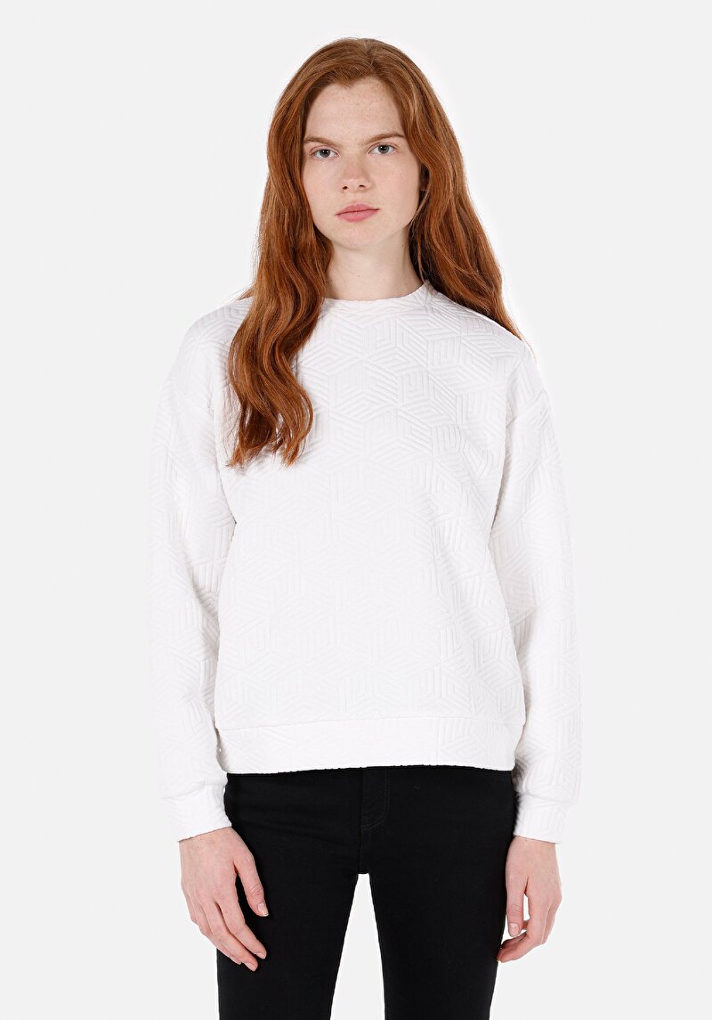 Imagine a Hanorac / Bluza De Dama Alb Regular Fit Cl1073671