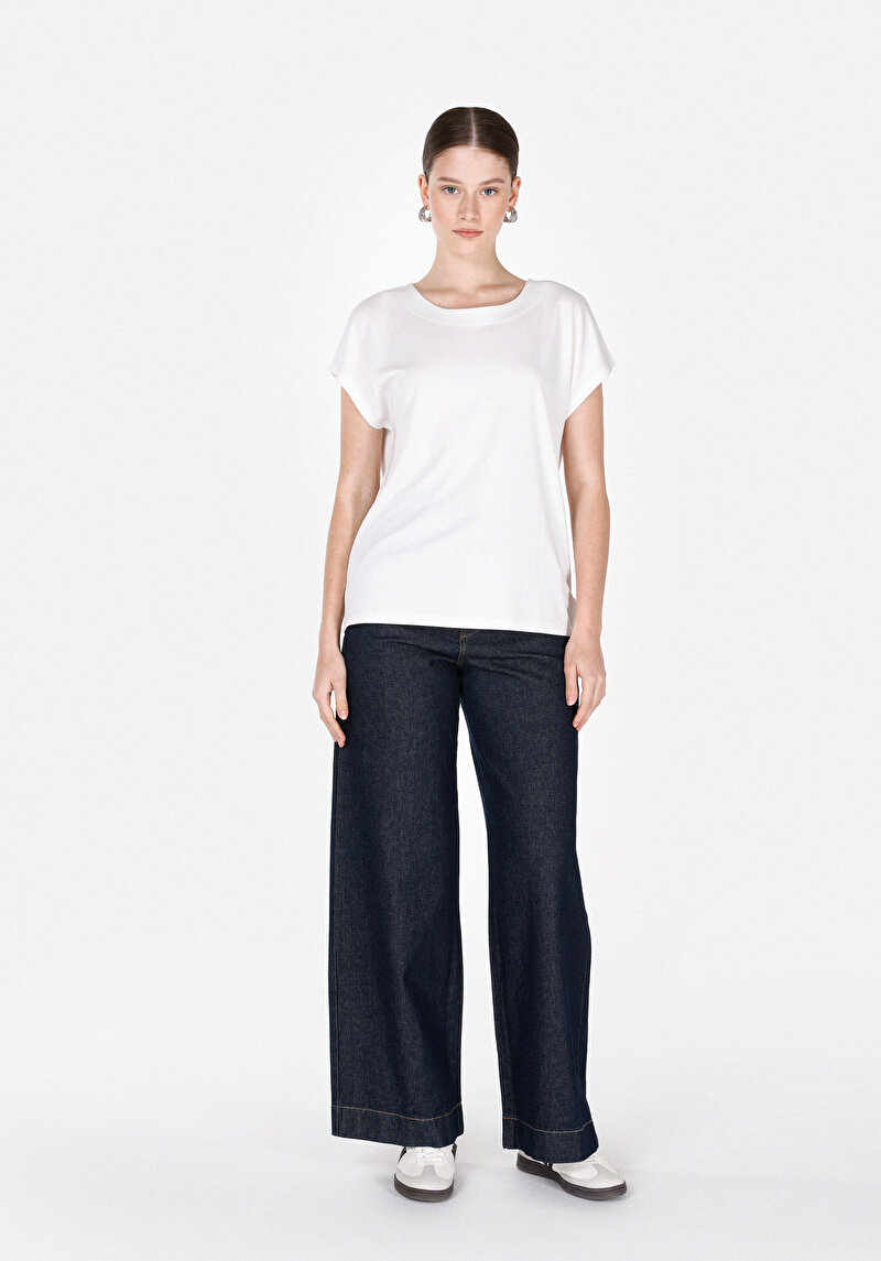 Imagine a Tricou Cu Maneca Scurta De Dama Alb Regular Fit Cl1073833