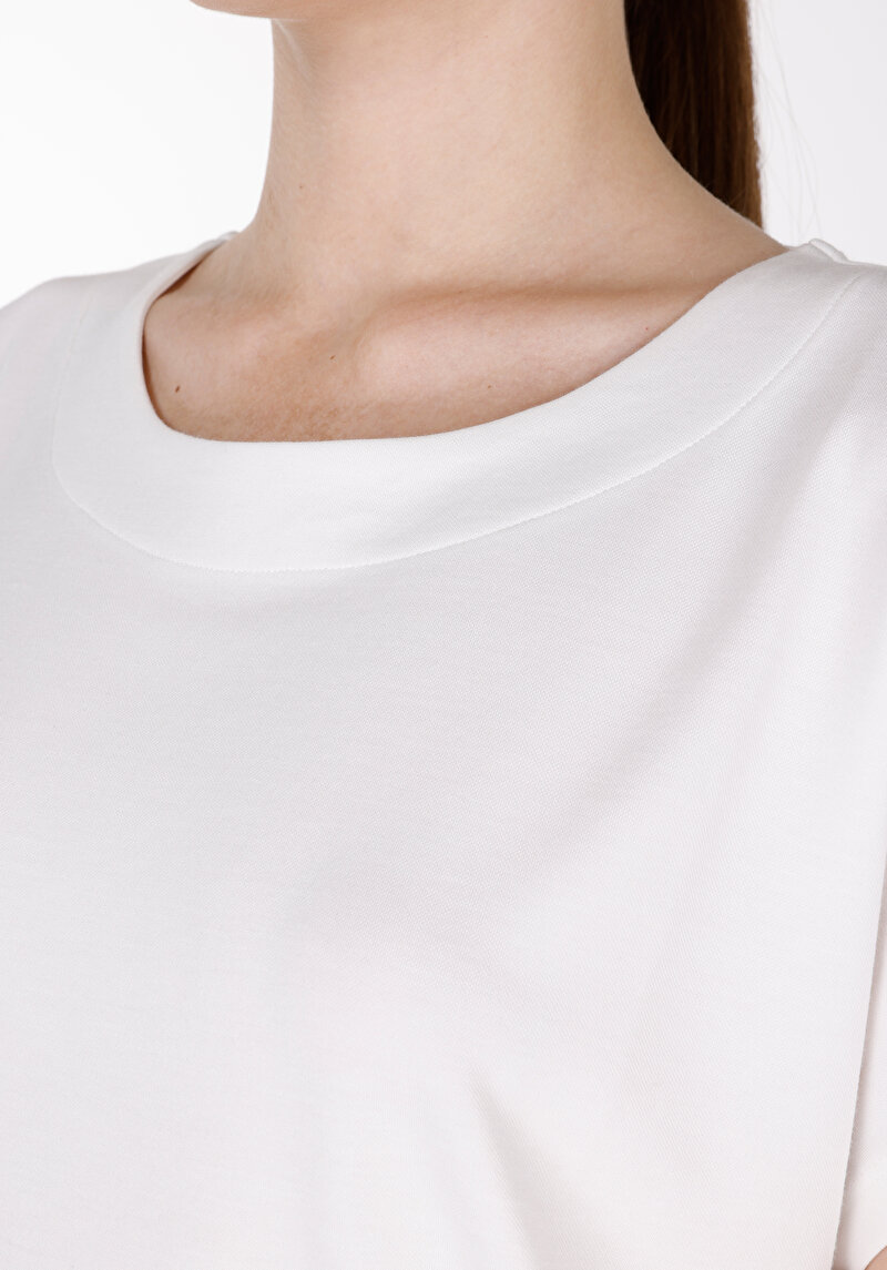 Imagine a Tricou Cu Maneca Scurta De Dama Alb Regular Fit Cl1073833