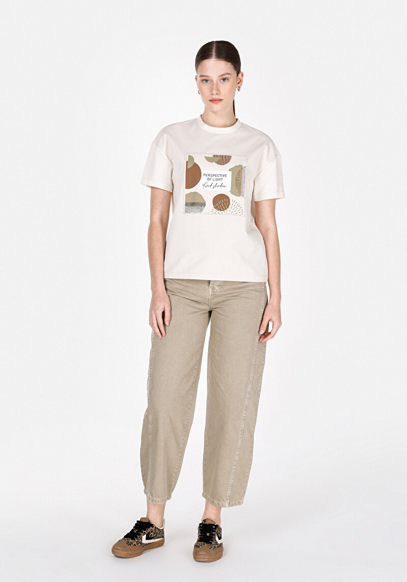 Imagine a Regular Fit Round Neck Printed Tricou Cu Mânecă Scurtă Pentru Femei