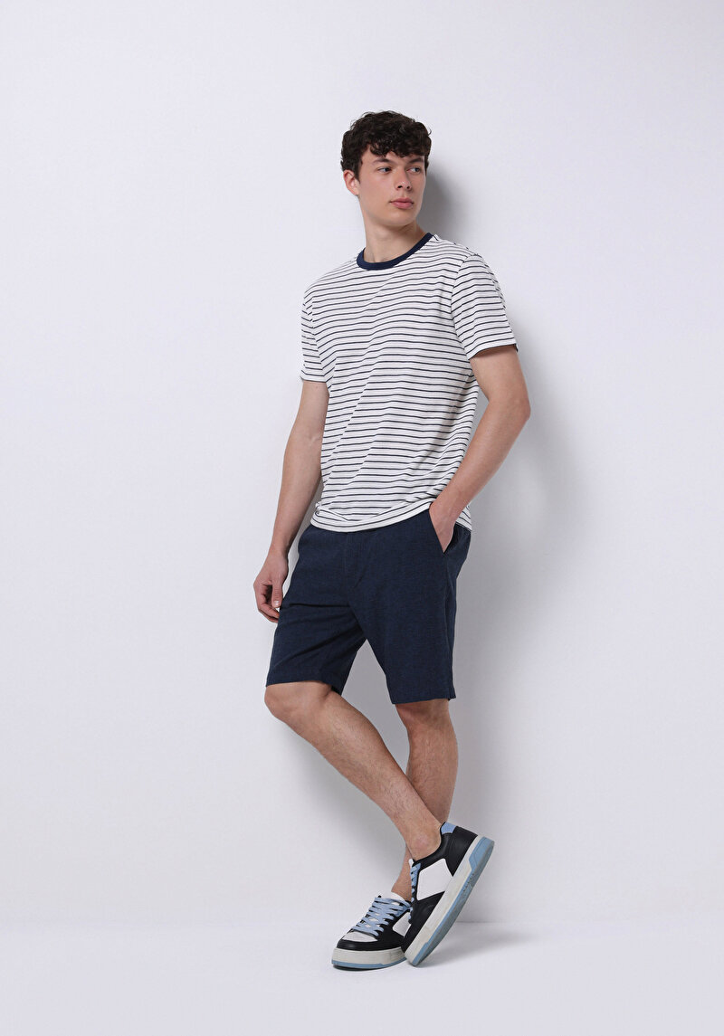 Imagine a Tricou Cu Maneca Scurta De Barbati Albastru Regular Fit  Cl1074200