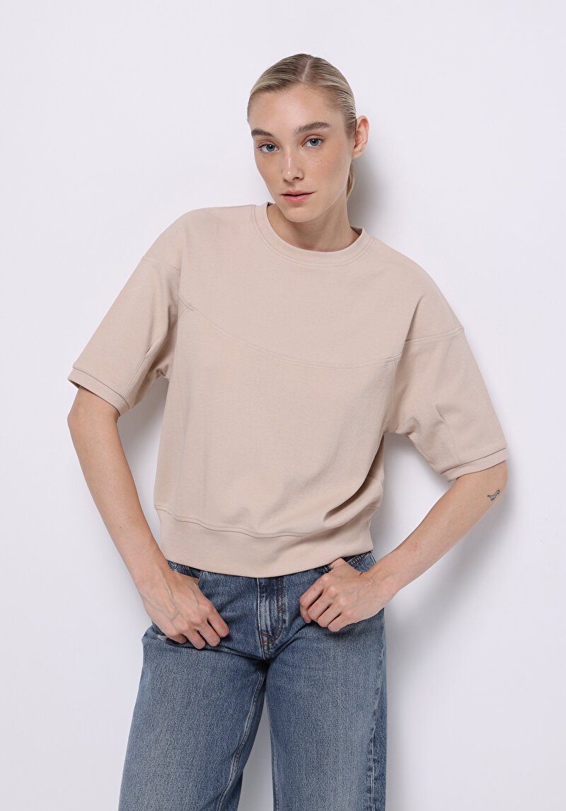 Imagine a Hanorac / Bluza De Dama Bej Regular Fit Cl1075451