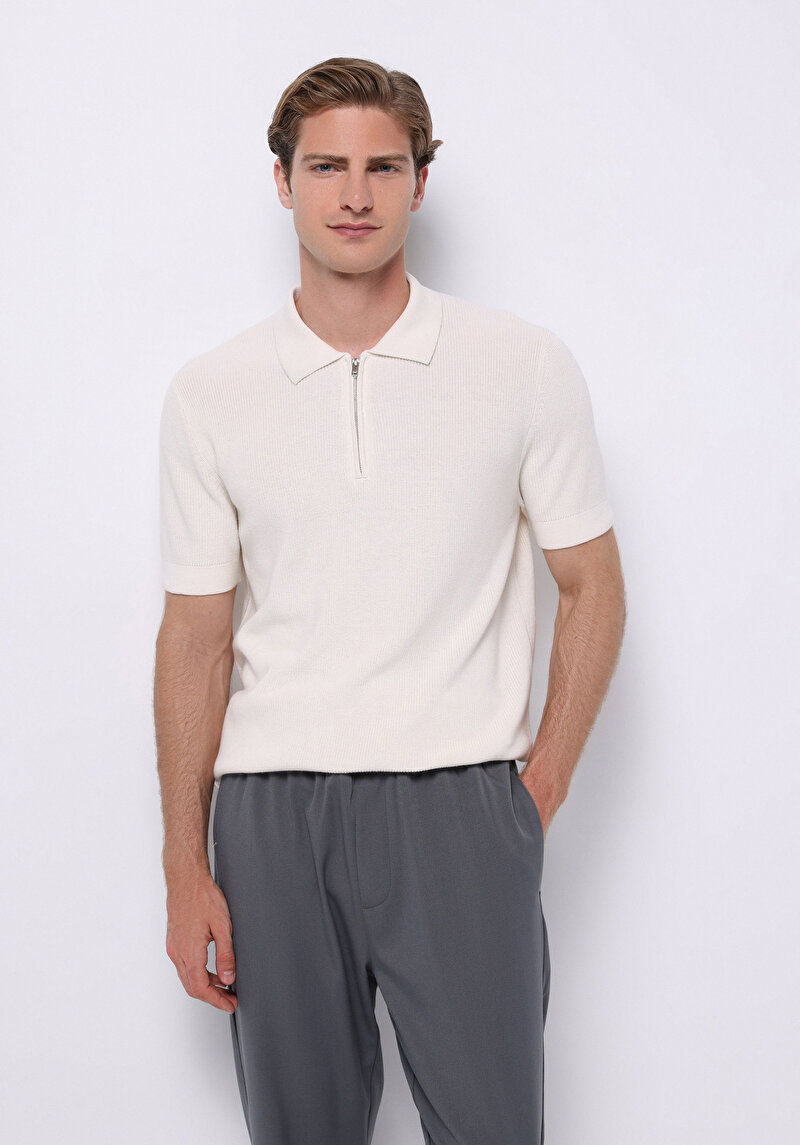 Imagine a Pulover Cu Mâneci Scurte De Barbati Alb Regular Fit  Cl1075240