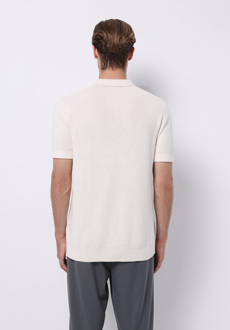 Afișați detalii pentru Pulover Cu Mâneci Scurte De Barbati Alb Regular Fit  Cl1075240