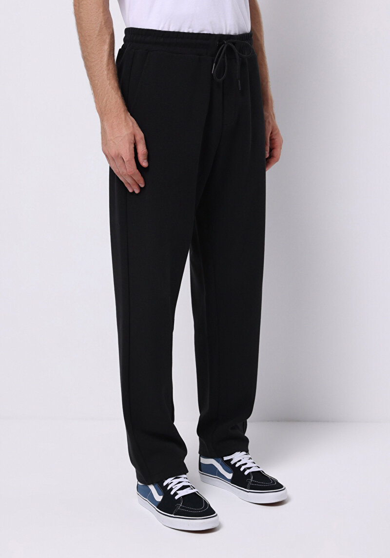 Afișați detalii pentru Pantaloni De Trening De Barbati Negru Regular Fit  Cl1075314