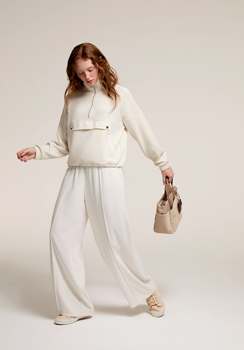 Imagine a Pantaloni De Dama Ecru Regular Fit  Cl1075595