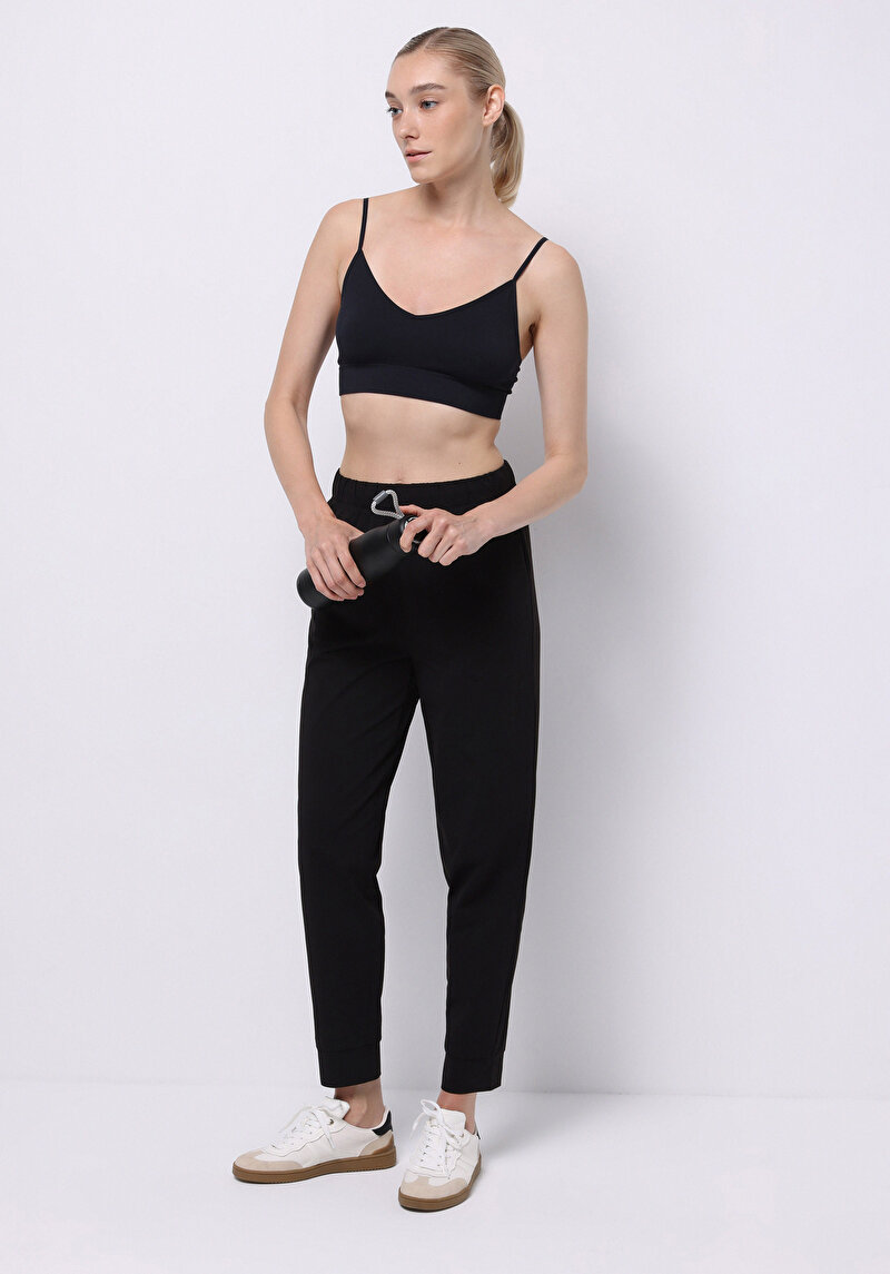Afișați detalii pentru Pantaloni De Trening De Dama Negru Regular Fit  Cl1075803