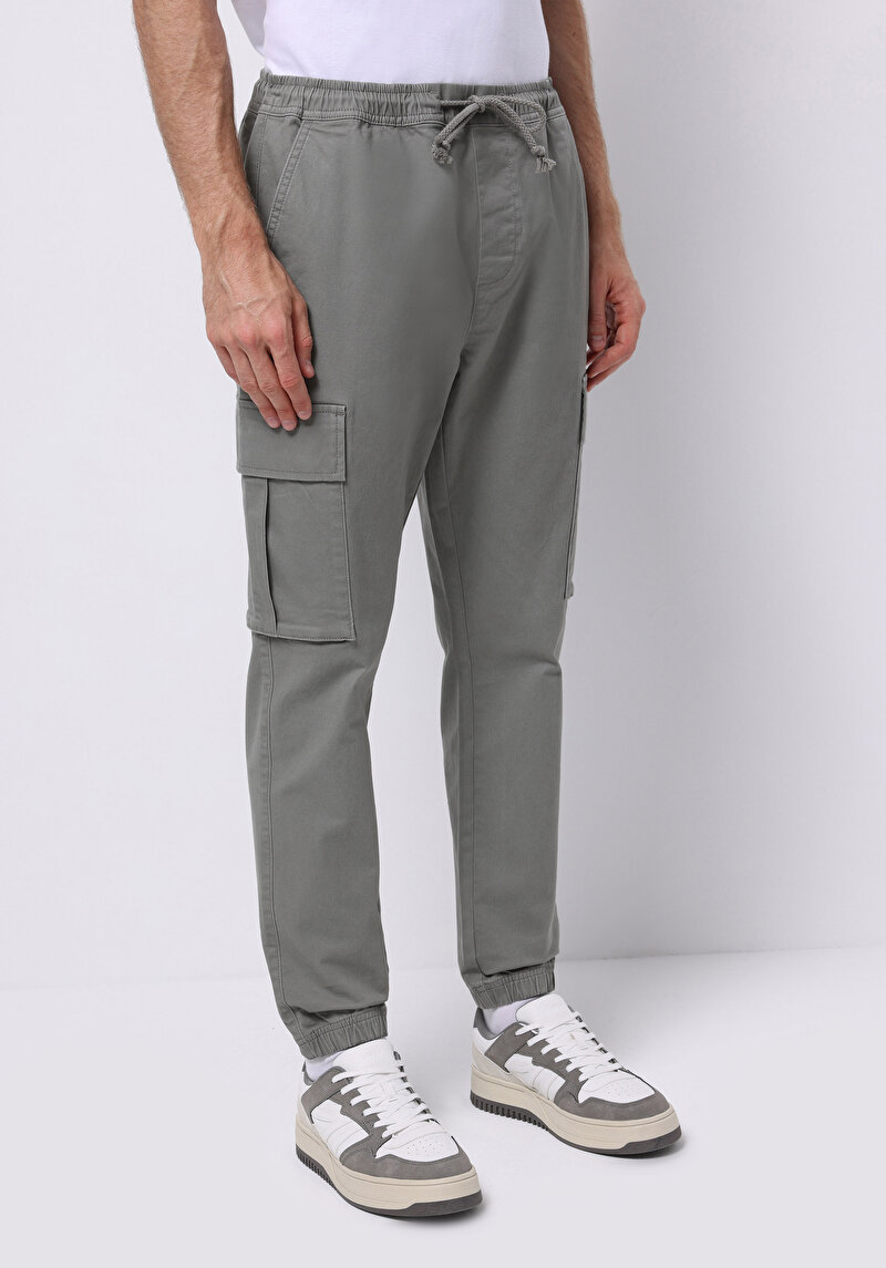 Afișați detalii pentru Pantaloni De Barbati Verde Cargo Fit  Cl1075639