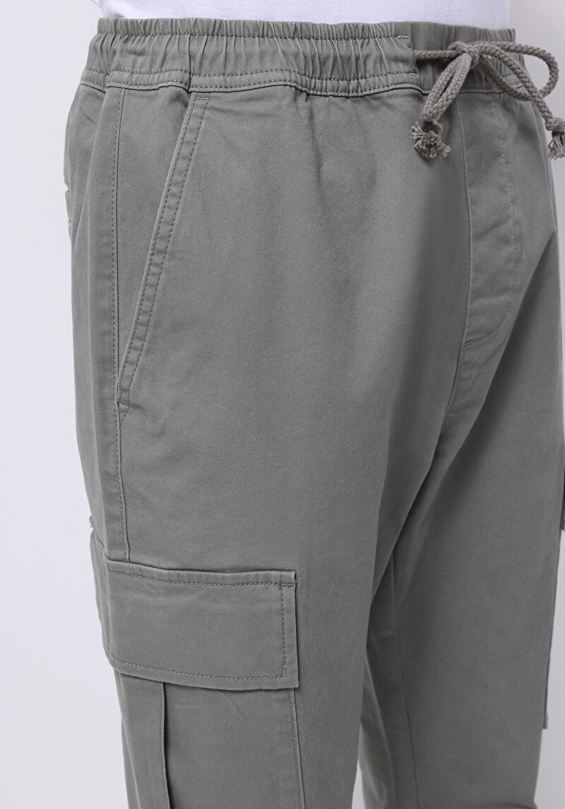 Afișați detalii pentru Pantaloni De Barbati Verde Cargo Fit  Cl1075639