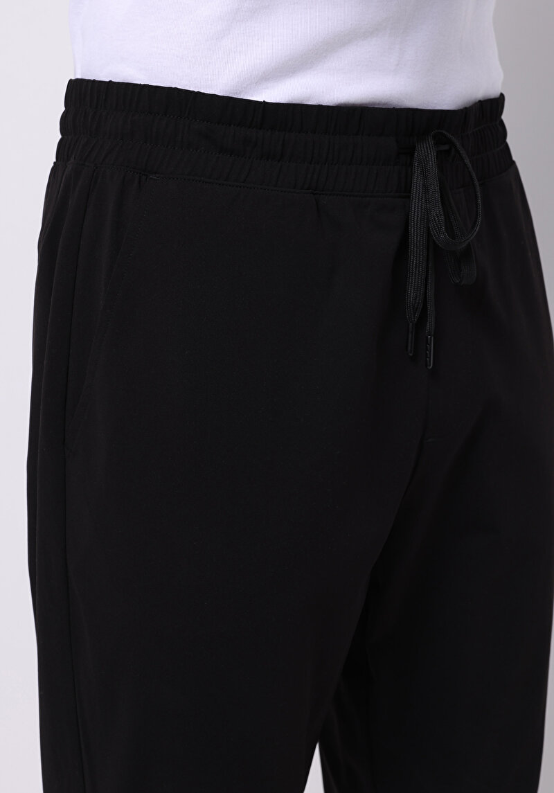 Afișați detalii pentru Pantaloni De Trening De Barbati Negru Slim Fit  Cl1076166