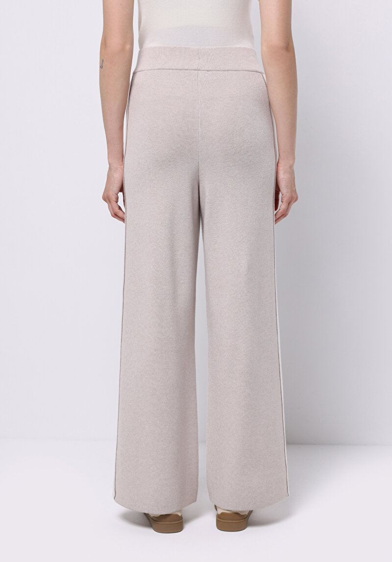 Imagine a Pantaloni De Trening De Dama Regular Fit Cl1075890