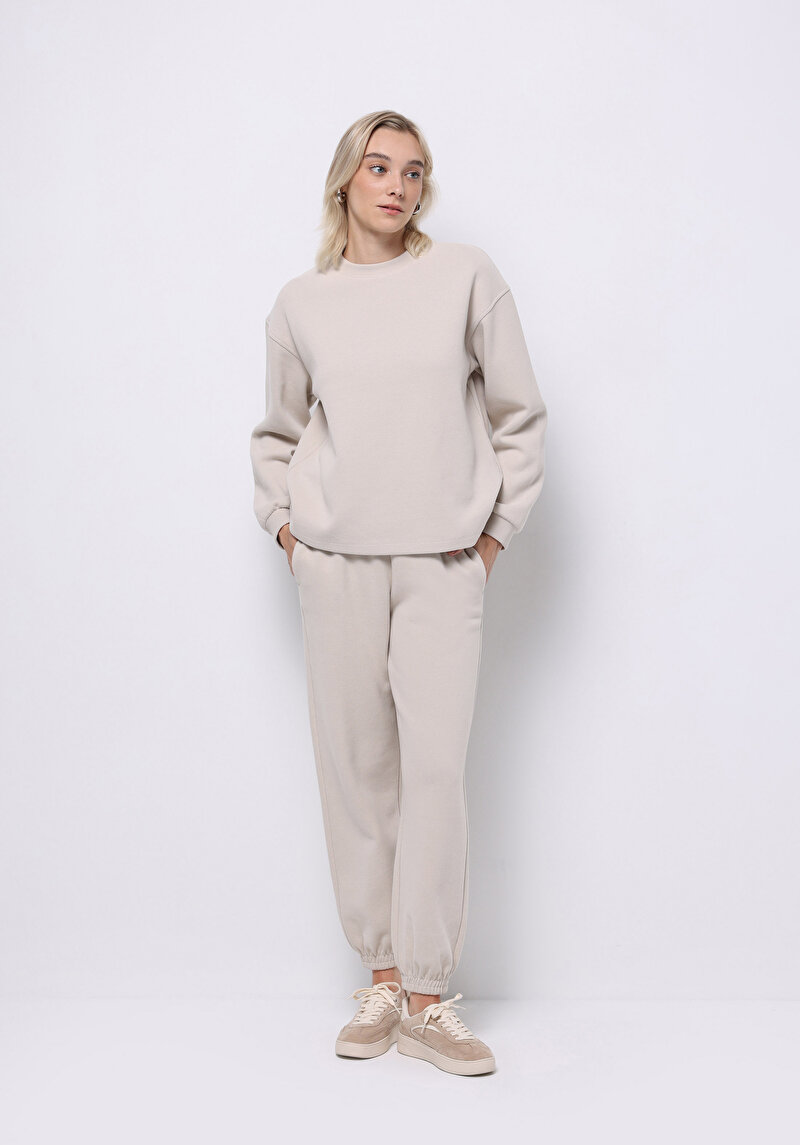 Imagine a Pantaloni De Trening De Dama Bej Regular Fit  Cl1076454