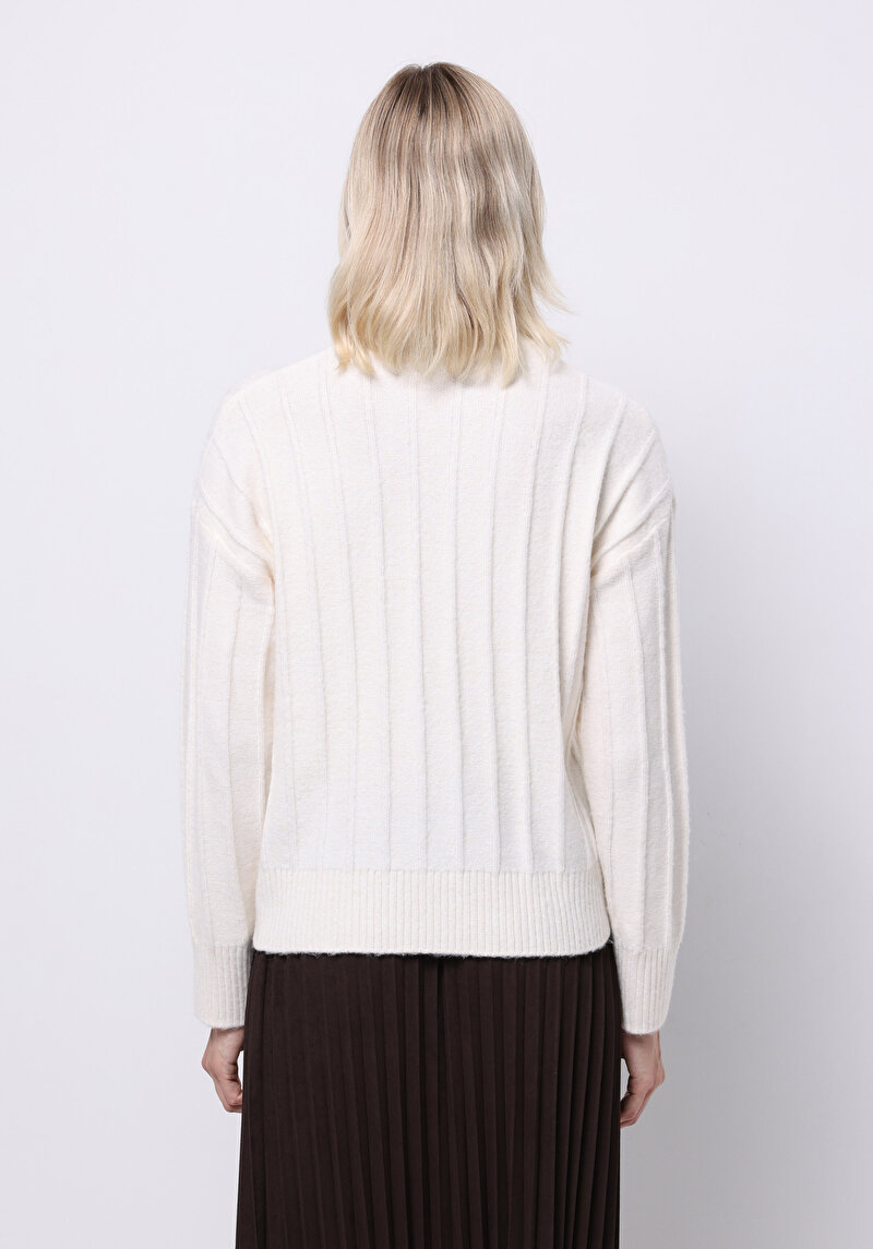 Afișați detalii pentru Pulover De Dama Alb Regular Fit  Cl1076880