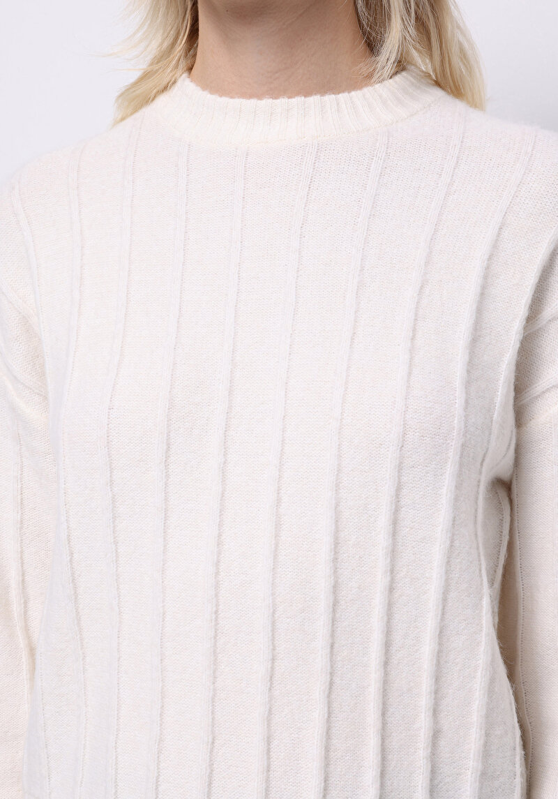 Afișați detalii pentru Pulover De Dama Alb Regular Fit  Cl1076880