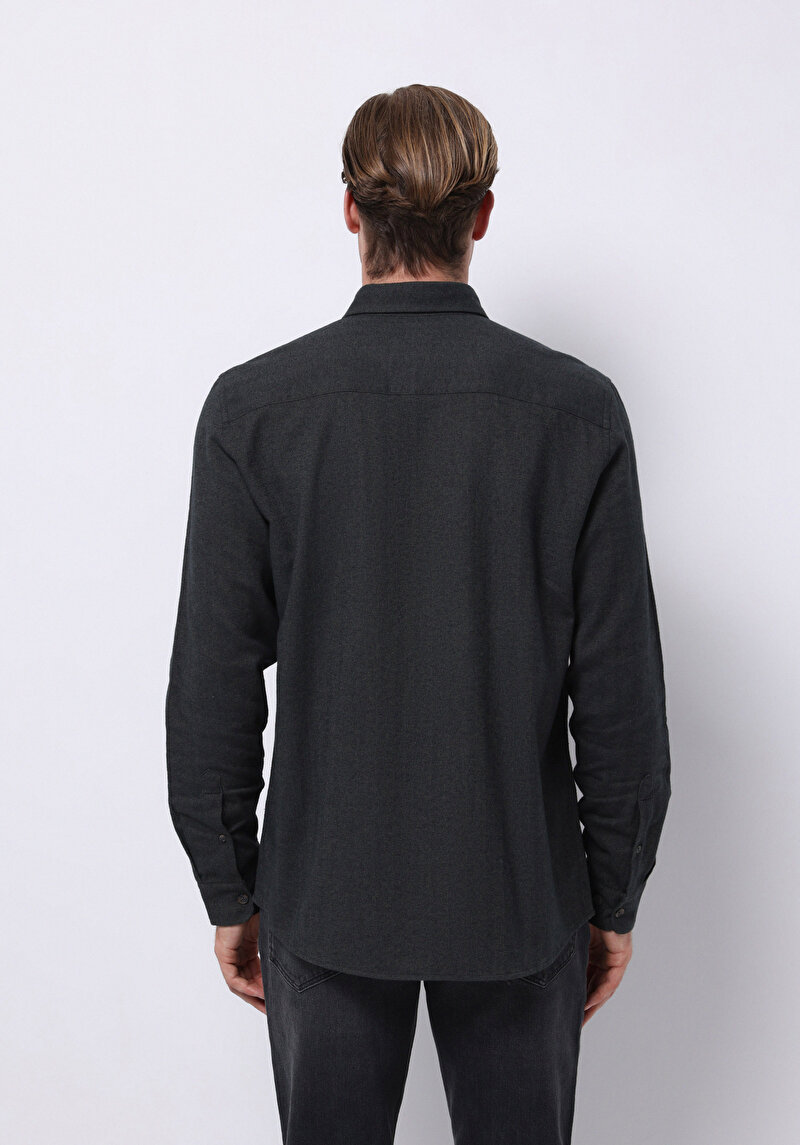 Imagine a Camasa Cu Maneca Lunga De Barbati Kaki Regular Fit Cl1070811