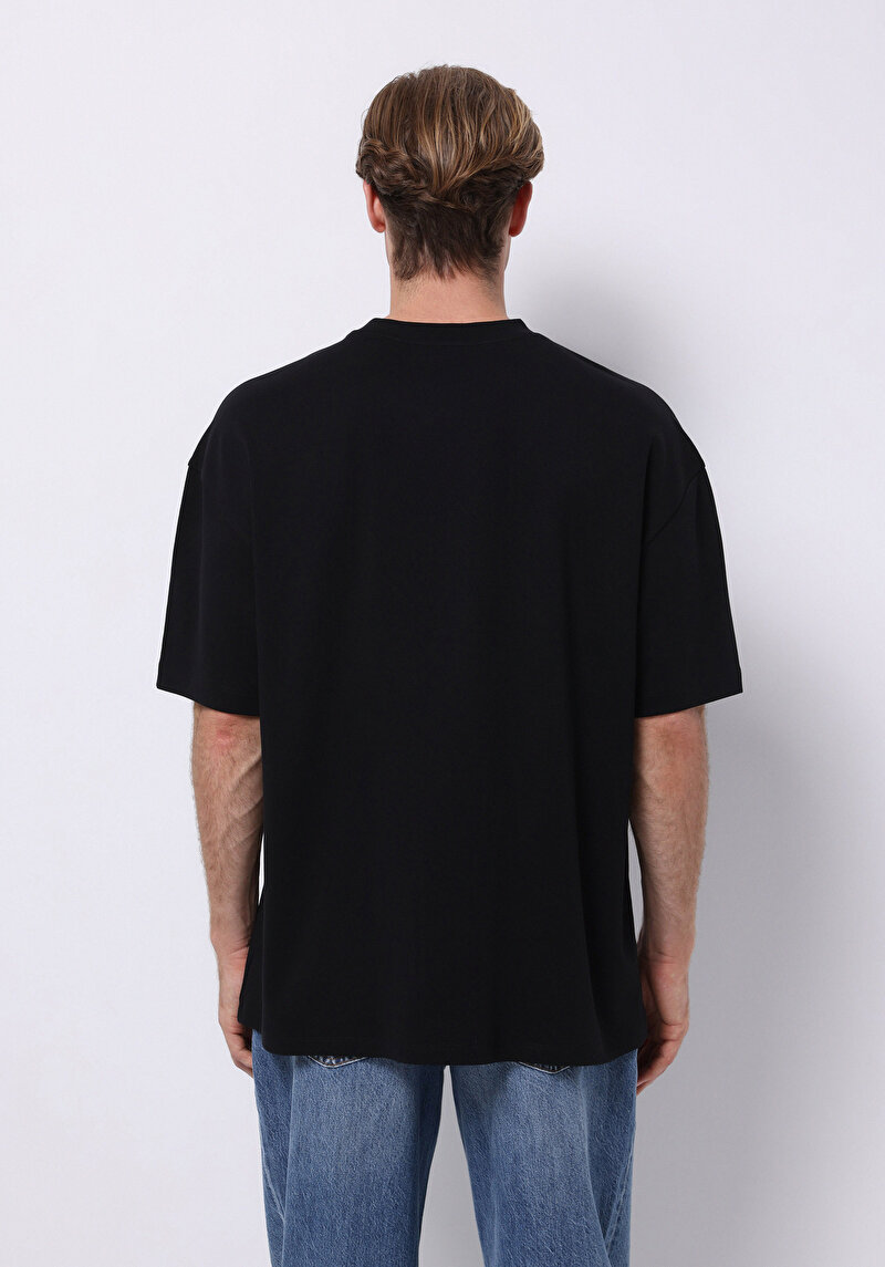 Imagine a Tricou Cu Maneca Scurta De Barbati Negru Oversize Fit Cl1076602