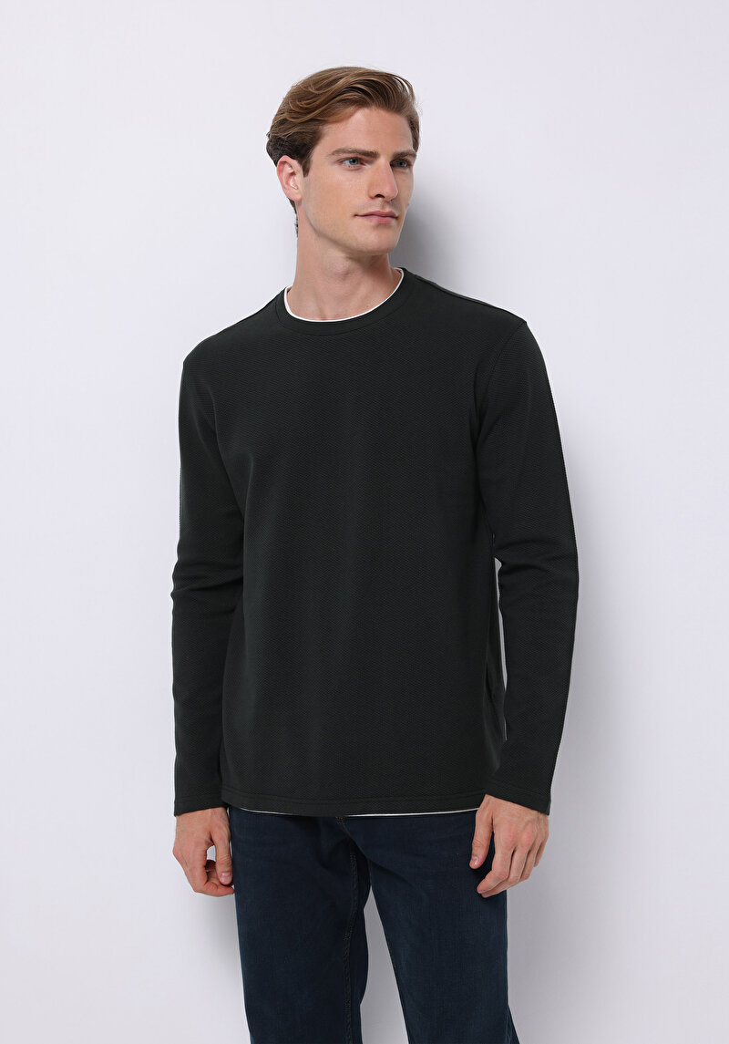 Imagine a Tricou Cu Maneca Lunga De Barbati Kaki Regular Fit  Cl1076433