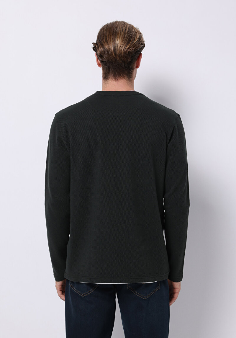 Imagine a Tricou Cu Maneca Lunga De Barbati Kaki Regular Fit Cl1076433