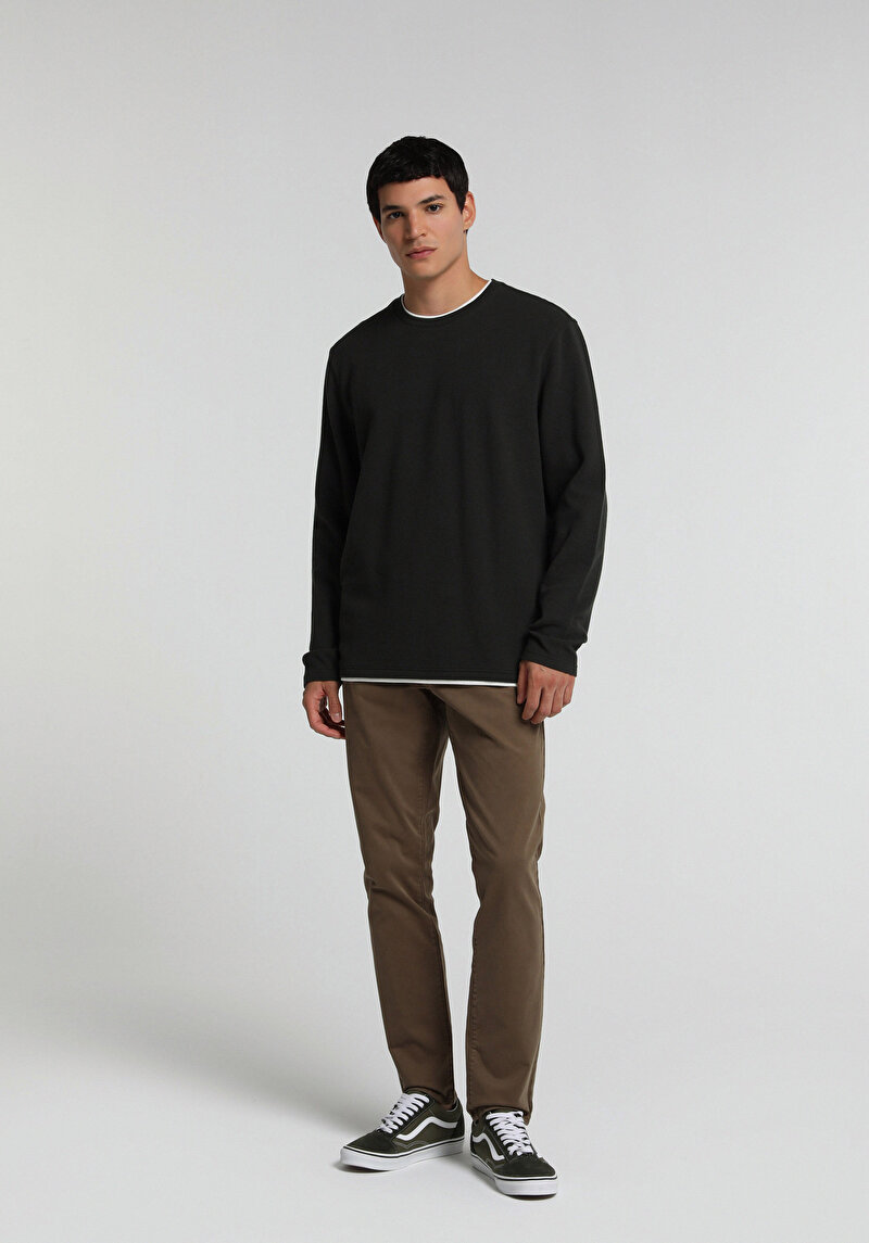 Imagine a Tricou Cu Maneca Lunga De Barbati Kaki Regular Fit Cl1076433