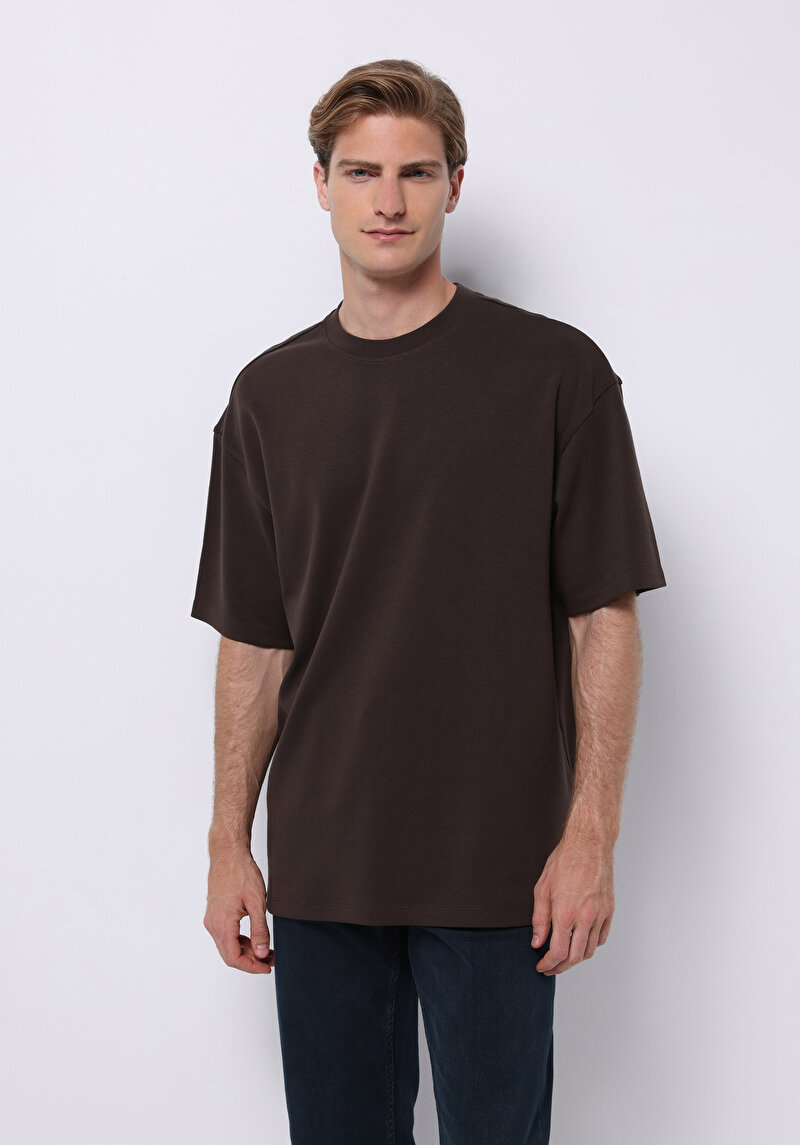 Imagine a Tricou Cu Maneca Scurta De Barbati Maro Oversize Fit  Cl1076602