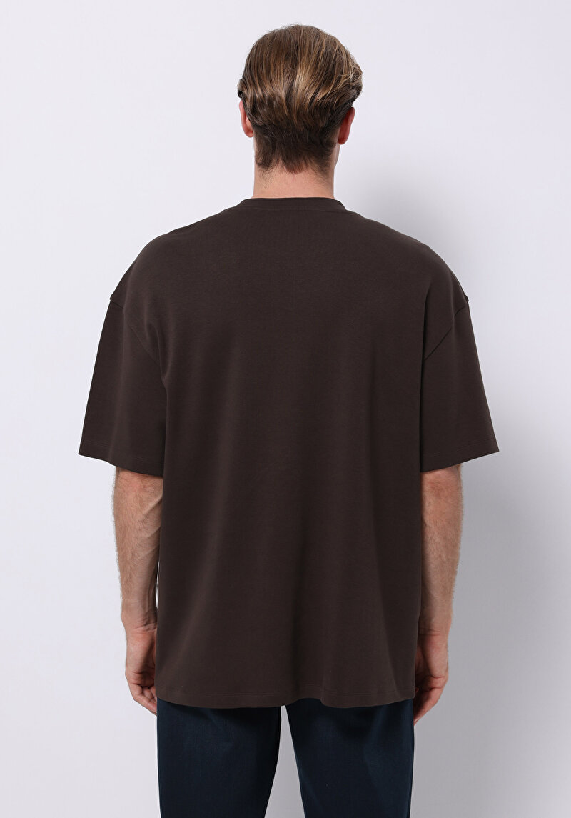 Imagine a Tricou Cu Maneca Scurta De Barbati Maro Oversize Fit Cl1076602