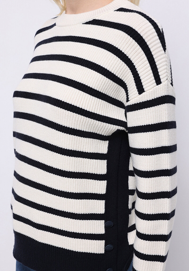 Imagine a Pulover De Dama Alb Regular Fit Cl1075634