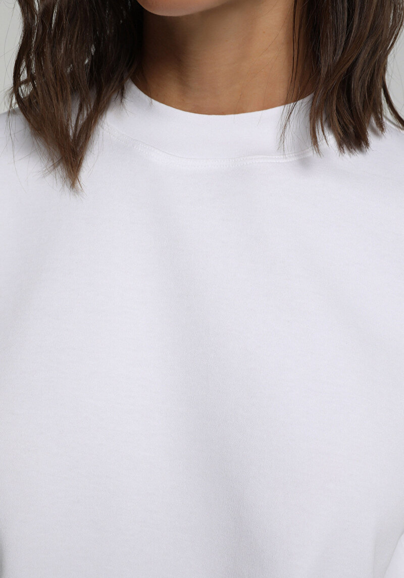 Imagine a Tricou Cu Maneca Scurta De Dama Alb Regular Fit Cl1076097