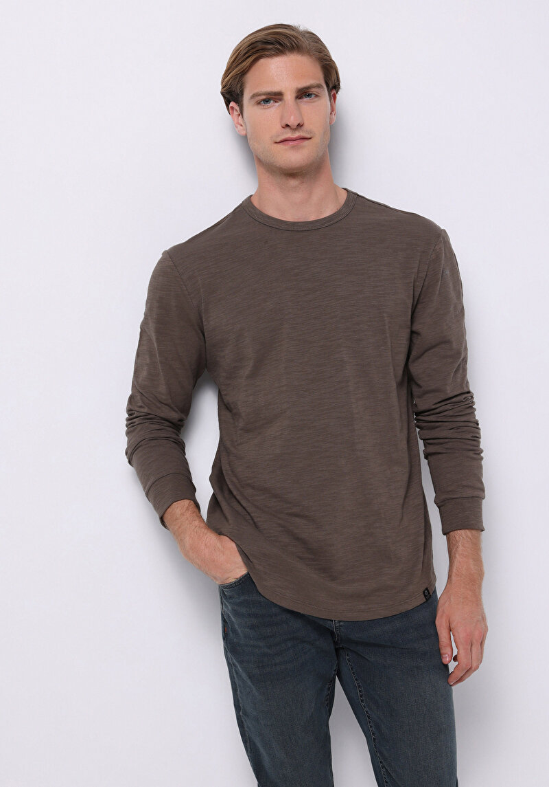 Imagine a Tricou Cu Maneca Lunga De Barbati Maro Regular Fit  Cl1076432