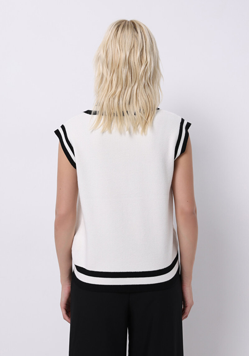 Imagine a Pulover De Dama Alb Regular Fit Cl1075213