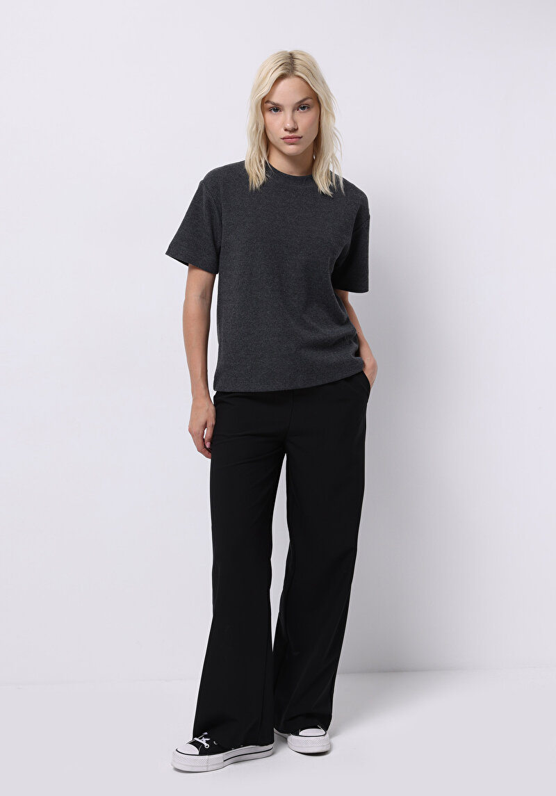 Imagine a Pulover Cu Mâneci Scurte De Dama Gri Regular Fit Cl1077171