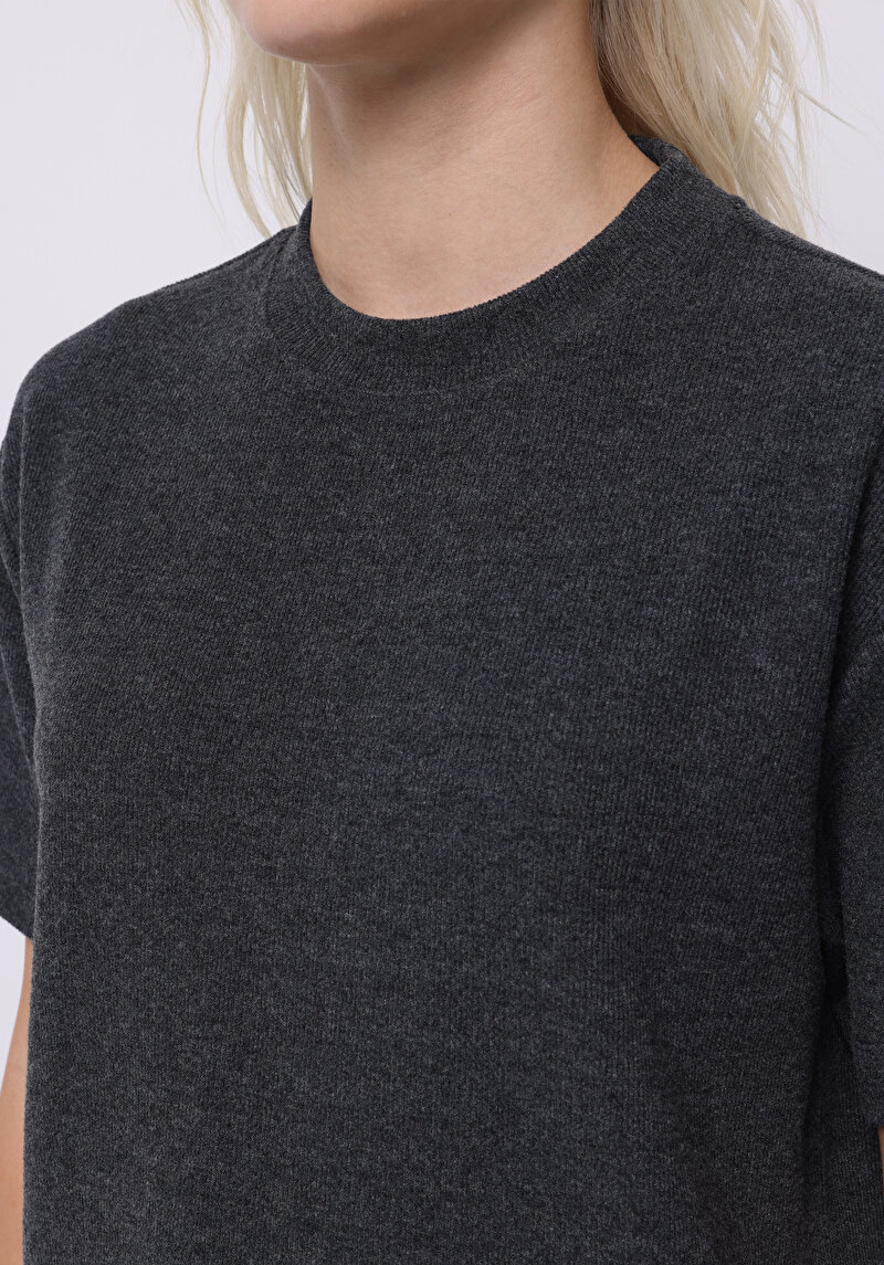 Imagine a Pulover Cu Mâneci Scurte De Dama Gri Regular Fit Cl1077171