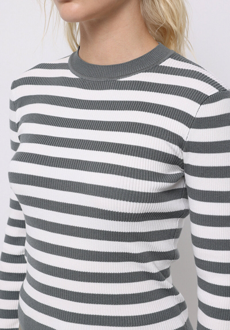 Imagine a Pulover De Dama Verde Slim Fit Cl1075725