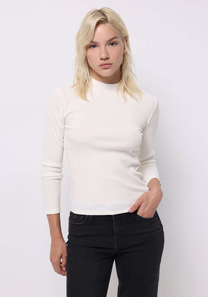 Imagine a Pulover De Dama Alb Slim Fit  Cl1076035