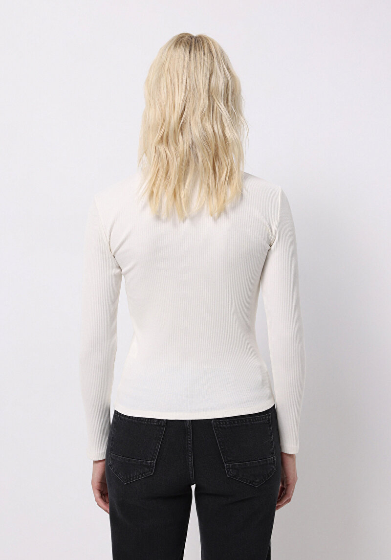 Afișați detalii pentru Pulover De Dama Alb Slim Fit  Cl1076035