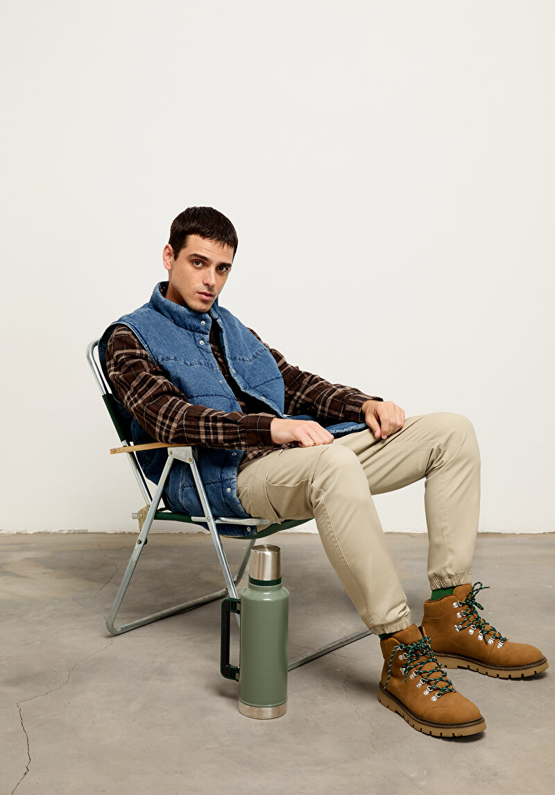 Imagine a Pantaloni De Barbati Bej Cargo Fit  Cl1075639