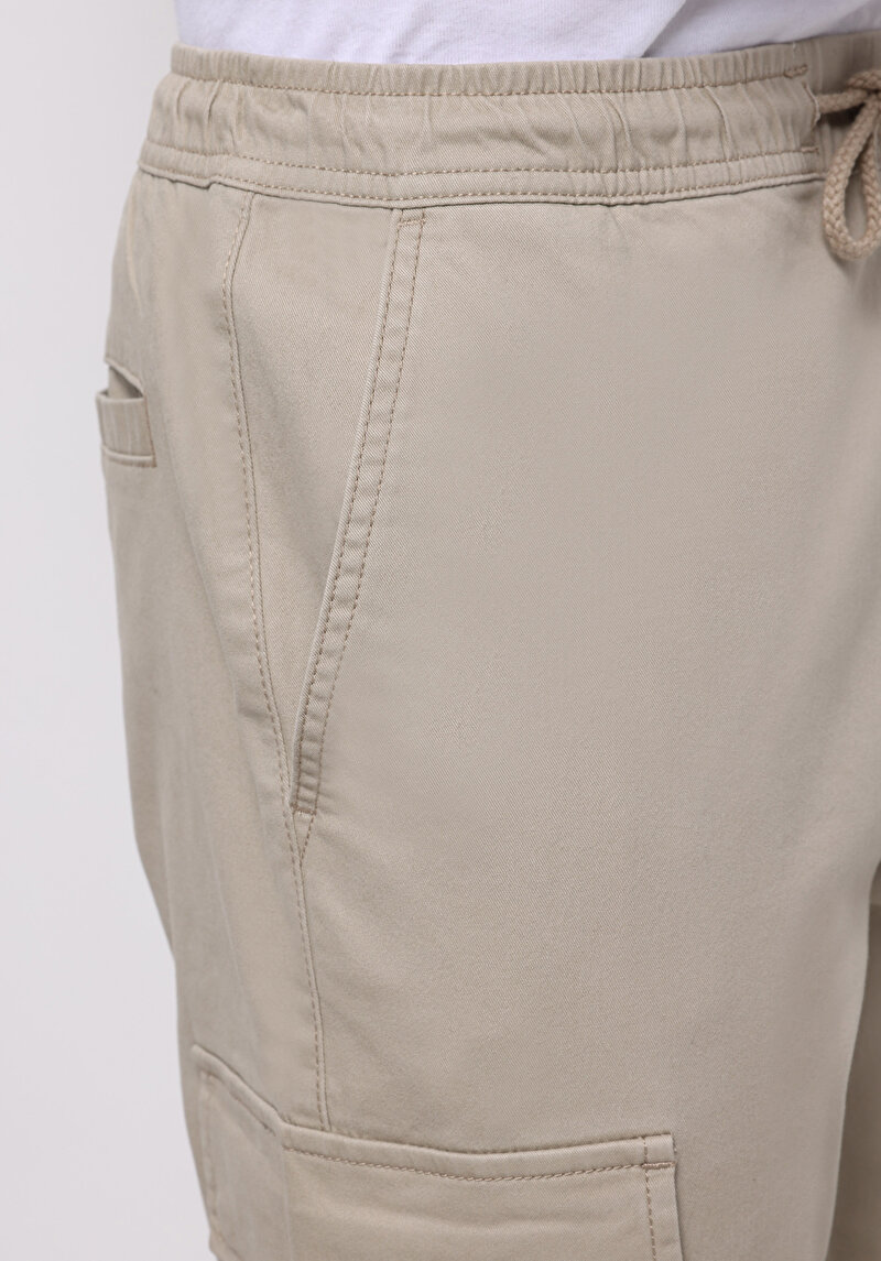 Afișați detalii pentru Pantaloni De Barbati Bej Cargo Fit  Cl1075639